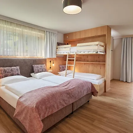 호텔 Sonnblick Kaprun, Salzburg - Including Summer Card 4*