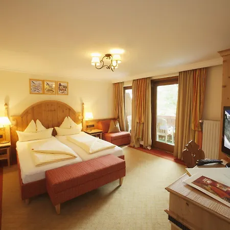 Hotel Sonnblick Kaprun, Salzburg - Including Summer Card Kaprun