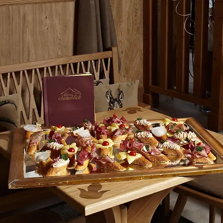 Hotel Sonnblick Kaprun, Salzburg - Including Summer Card